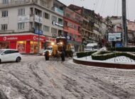 BELEDİYE EKİPLERİ SAHADA