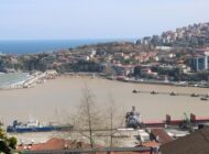 ŞİDDETLİ YAĞIŞ SONRASI LİMAN SARIYA BOYANDI