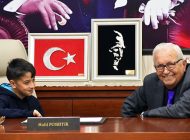 <strong>BAŞKANLIK KOLTUĞUNA ARAS TEKİN OTURDU</strong>
