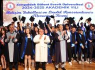 İLETİŞİM VE KONSERVATUVAR MEZUNLARI ALKIŞLARLA…