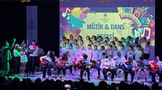 BAHÇEŞEHİR’DE BÜYÜLÜ GECE!
