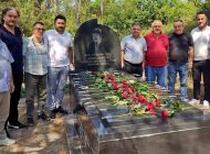 İŞÇİ LİDERİ DENİZER, KABRİ BAŞINDA ANILDI