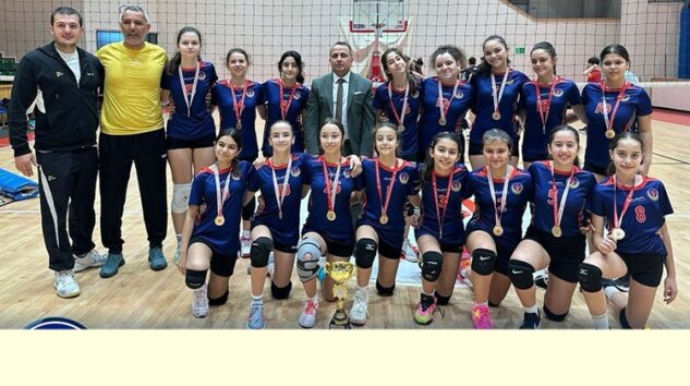 EREĞLİ TED YILDIZ KIZLARI VOLEYBOLDA İL ŞAMPİYONU OLDU