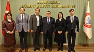 ŞANGAY DİANJİ ÜNİVERSİTESİ HEYETİ BEUN’DA…