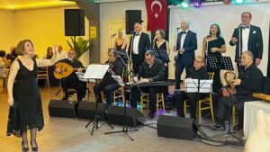 ‘YÜKSELEN NAĞMELER’DEN KEYİFLİ KONSER, NEZİH GECE