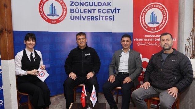 6 ŞUBAT DEPREMİ, BİLİM KAFE’DE HER YÖNÜYLE ELE ALINDI