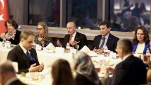 OYAK YÖNETİMİ ŞEHİT AİLELERİYLE İFTARDA BİR ARAYA GELDİ