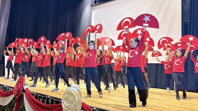 EGEMEN TÜRK MİLLETİNİN COŞTUĞU GÜNDÜR 23 NİSAN!