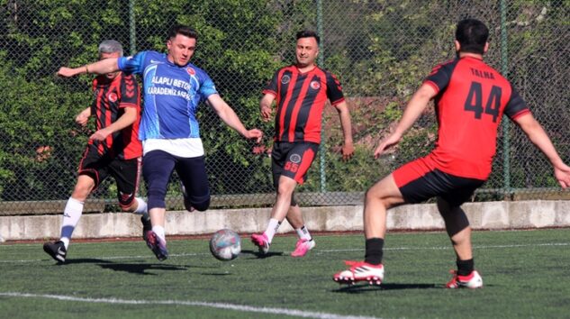 KOŞTURMACA BU KEZ ADLİYEDE DEĞİL SAHADA OLDU!