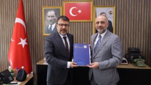 DEMİR: “SEKTÖREL ÇEŞİTLİLİK KOZLU OSB İLE SÜRECEK”