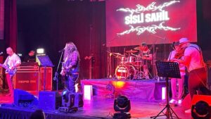 MADENCİLERİ ‘NEFES’ LE SAHNEYE TAŞIDILAR!