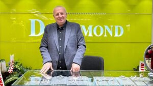 İRFAN YAZICIOĞLU PAZAR MESAİSİNDE!..