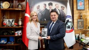 PROF. DR. SAYAN’DAN GMİS’E ZİYARET