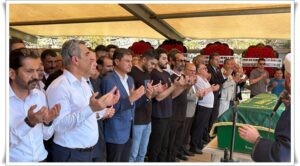 EĞİTİMCİ ŞAHİN ÖREN DUALARLA EBEDİYETE UĞURLANDI