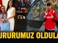 ZEYNEP DÜNYA ÜÇÜNCÜSÜ, ÖMER DÜNYA İKİNCİSİ OLDU