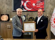 ÜNLÜER, MAZBATASINI TETİK’TEN TESLİM ALDI