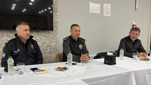 EMNİYET MÜDÜRÜ DALKILIÇ İLK MESAİ GÜNÜNDE BASINLA BULUŞTU