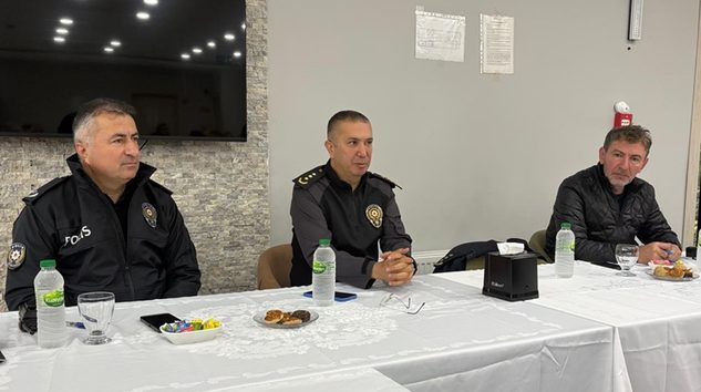 EMNİYET MÜDÜRÜ DALKILIÇ İLK MESAİ GÜNÜNDE BASINLA BULUŞTU
